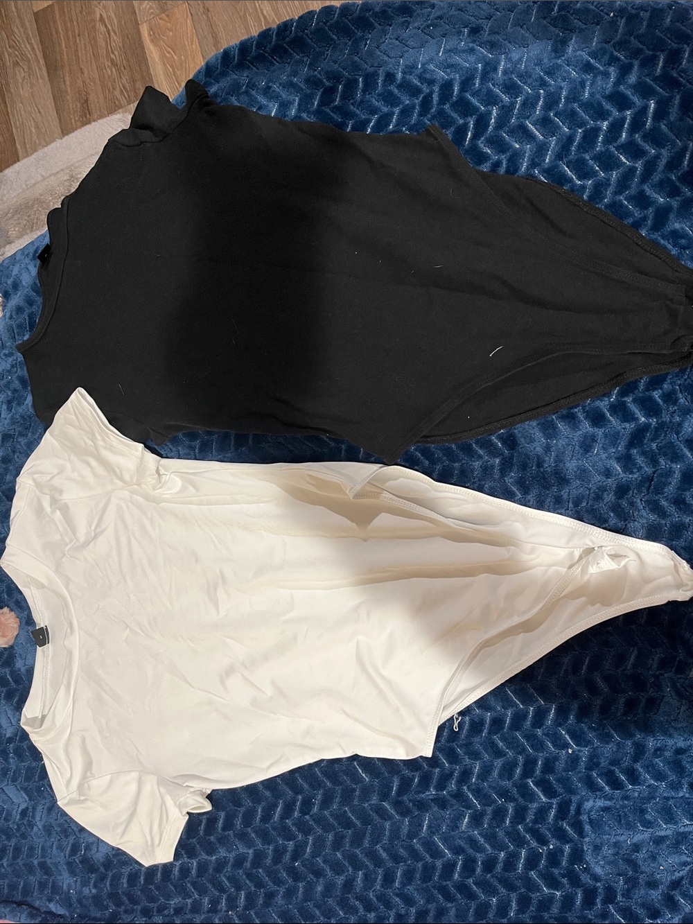 SHEIN Black and White Short Sleeve Bodysuit Duo